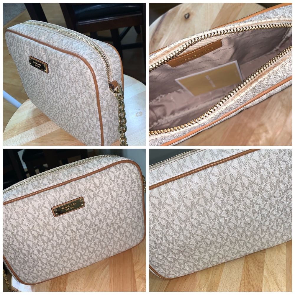 Micheal Kors Crossbody